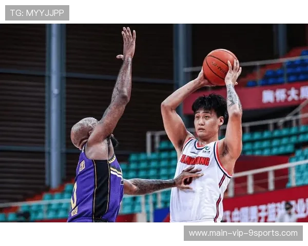 赵睿在训练中严厉批评张明池张昊：只为球队更好，张明睿和谁在一起了