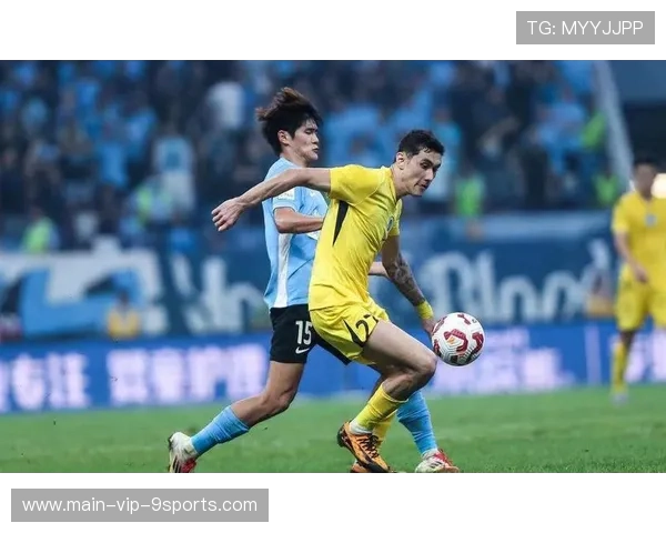 胡荷韬边路插上助攻拜合拉木头球破门